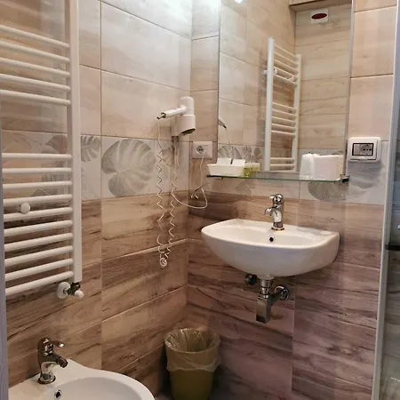 Orchidea Hotel 3*